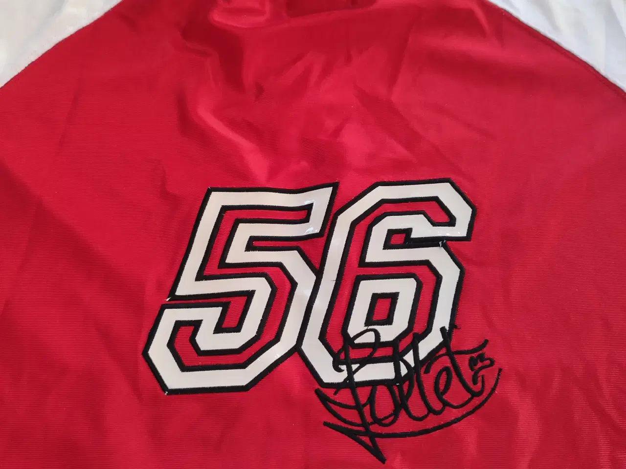 Billede 4 - T-shirt, Bullets, str L, Pris pr stk 250,-