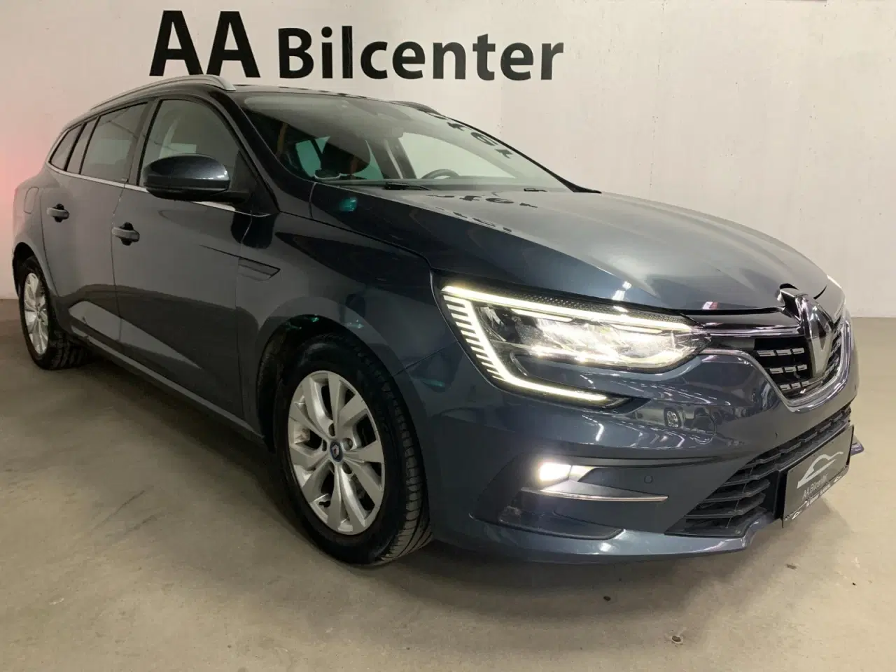 Billede 1 - Renault Megane IV 1,6 E-Tech Zen Sport Tourer