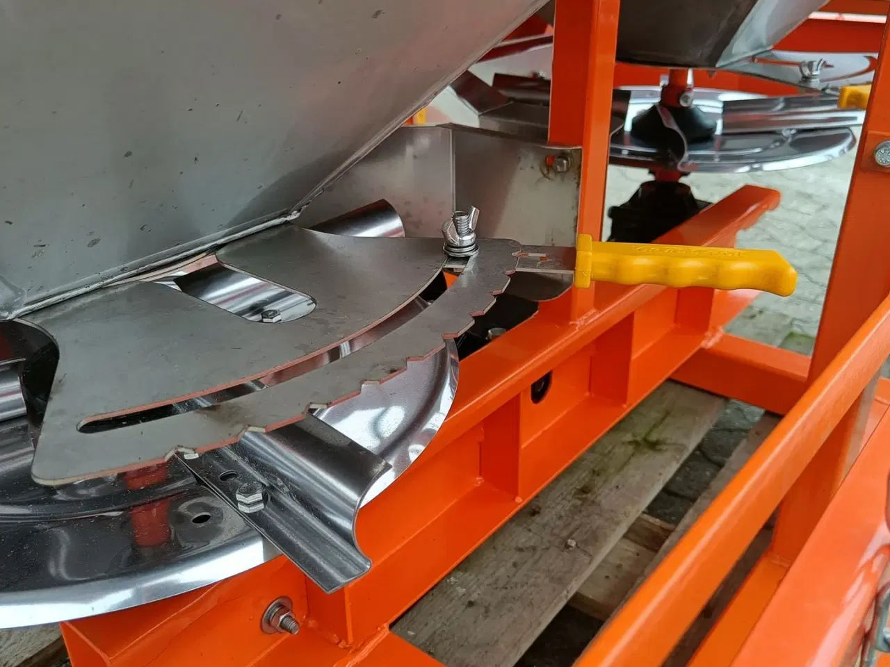 Billede 4 - - - - Grass-Rol 1.000L. Saltspreder