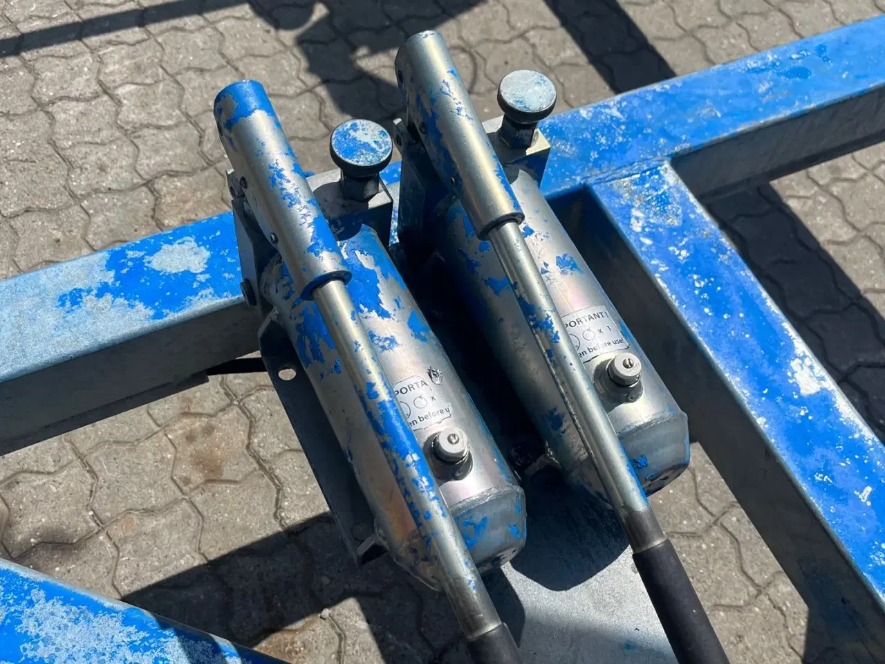 Billede 5 - - - - Kabel trailer med hydraulisk løft.