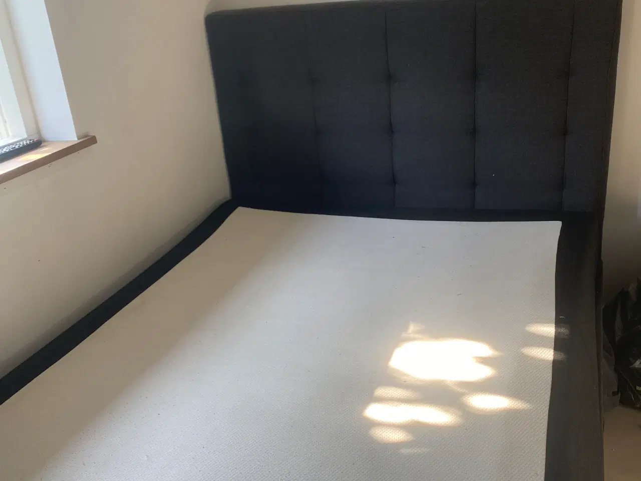 Billede 4 - 😴 Luksus-elevationsseng med karakter – 140x200 cm