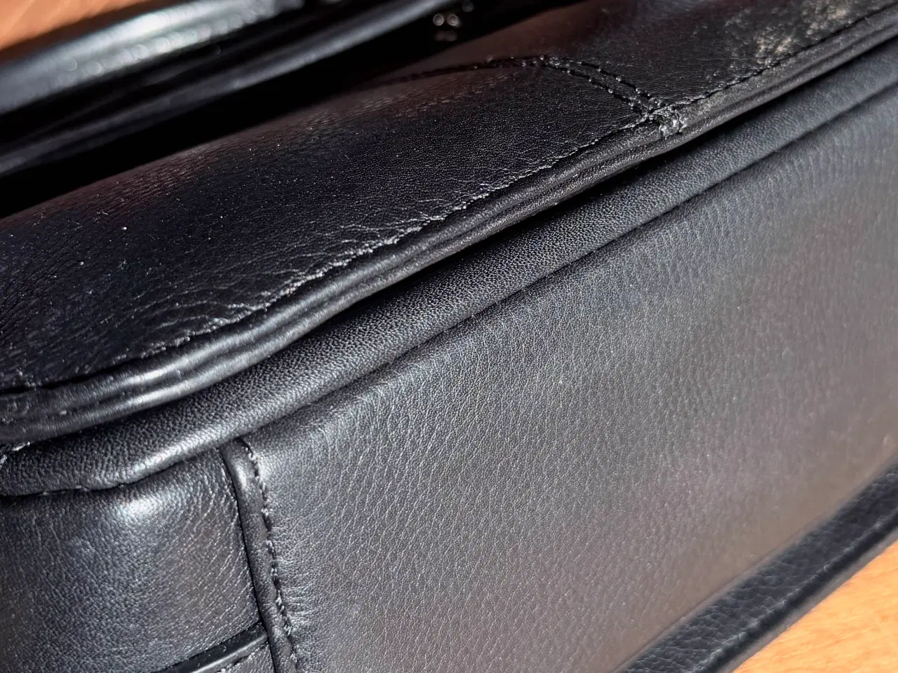 Billede 1 - Lille Belsac hånd/skuldetaske.  