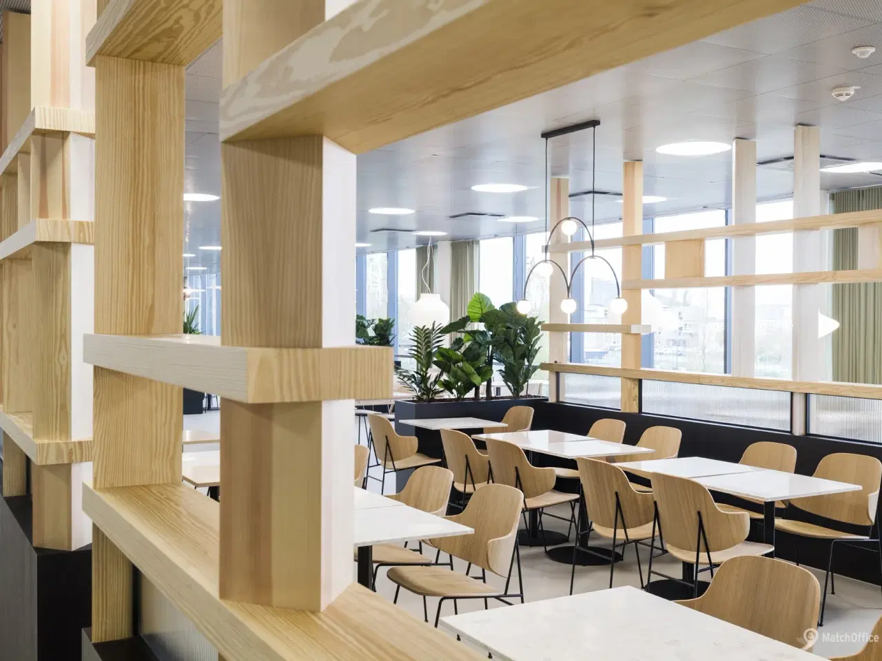 Billede 19 - Et kontorhus med udsigt lys og luft