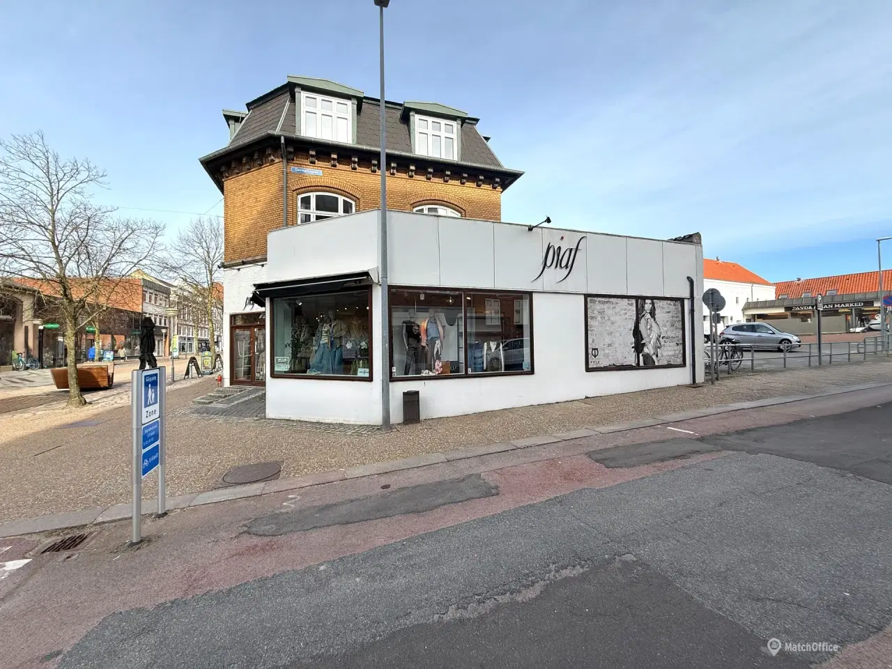 Billede 2 - Byens bedste beliggenhed