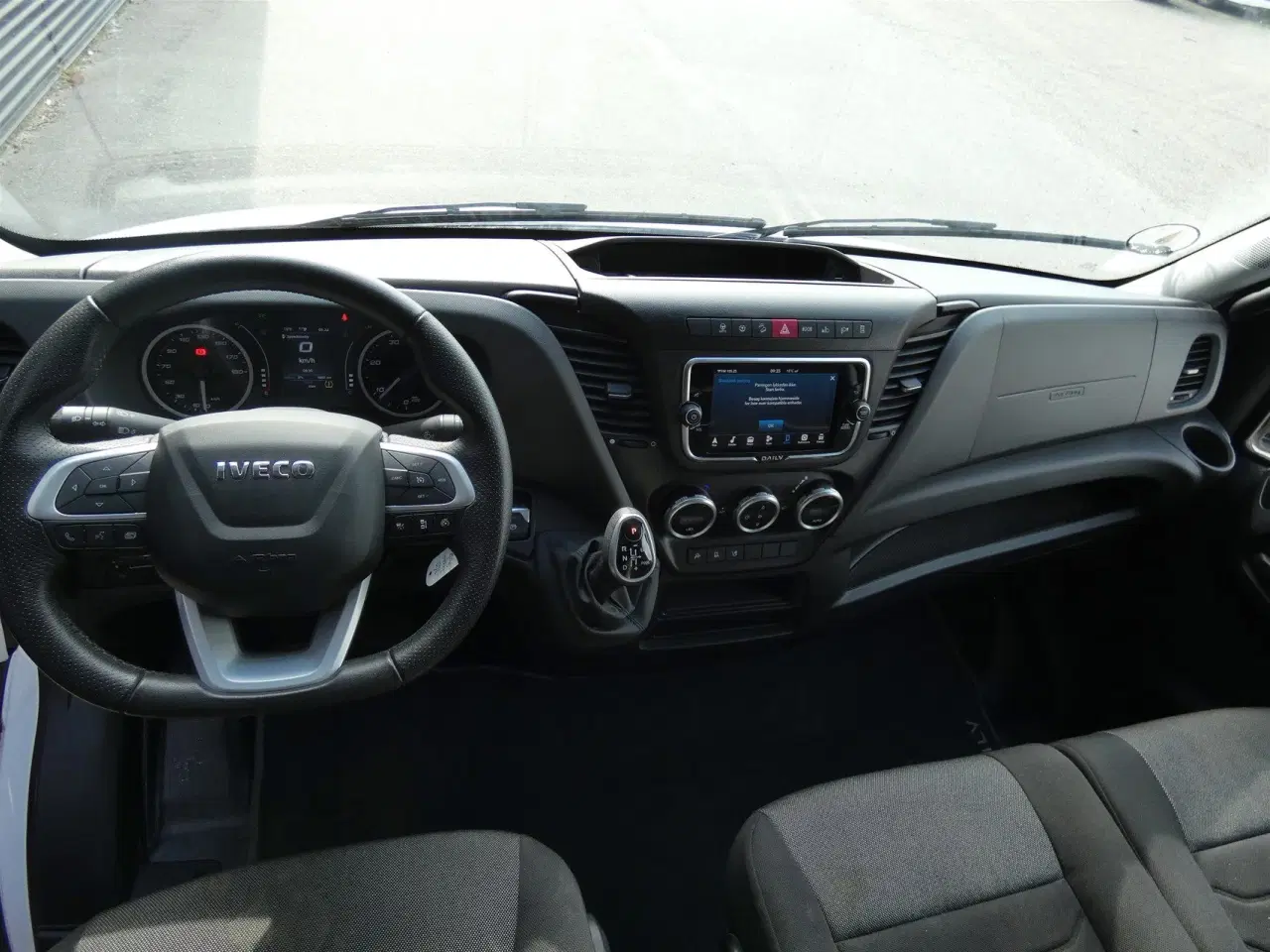 Billede 6 - Iveco Daily 35S18 12m3 3,0 D 180HK Van 8g Aut.