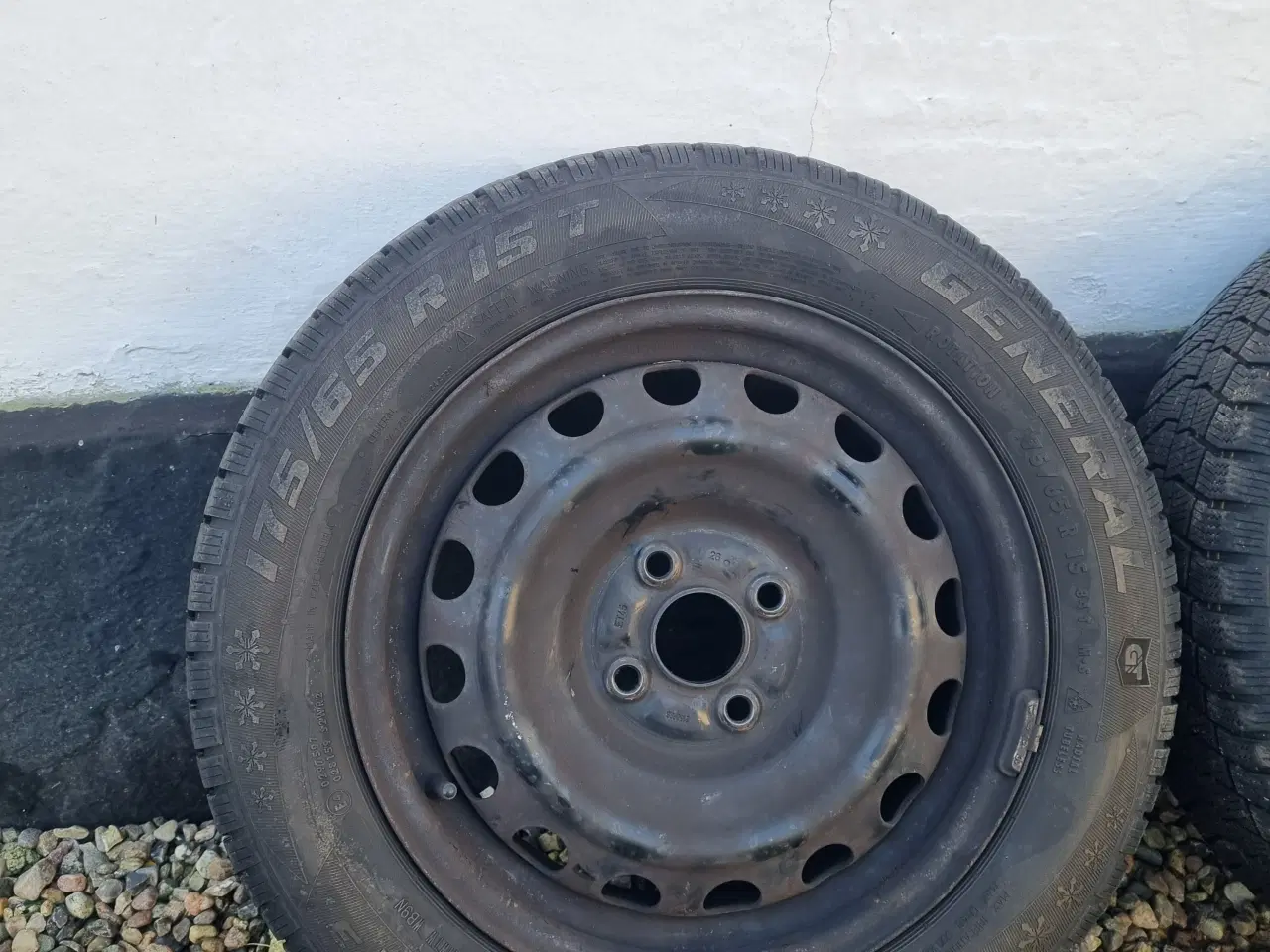 Billede 2 - Stålfælge med vinterdæk 4x100