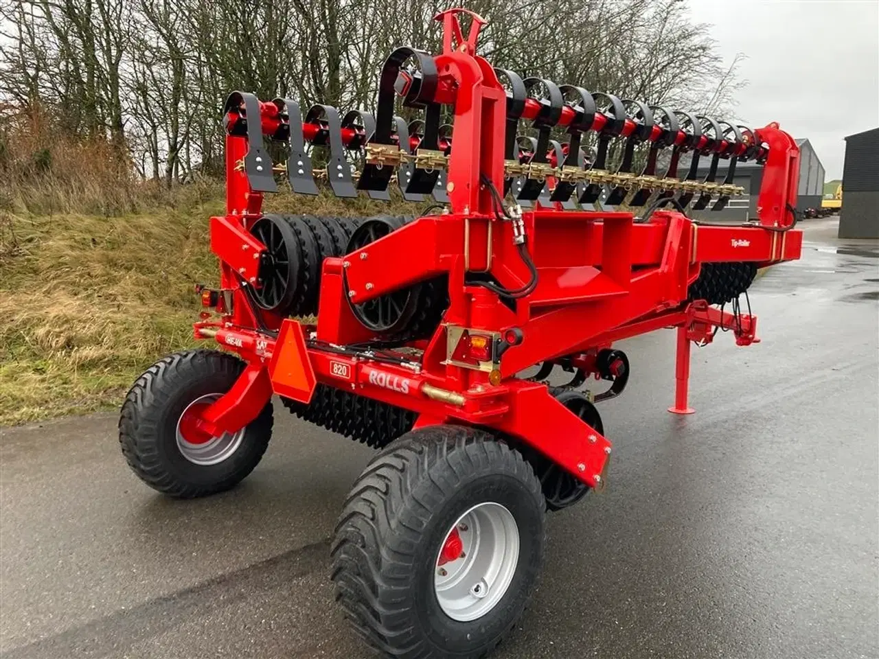 Billede 17 - HE-VA HE-VA TIP ROLLER 8.20 m. Spring-Active-Transfer System - som er en fjederaktiveret vægtoverføring.