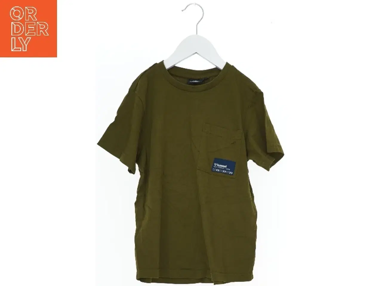 Billede 1 - T-shirt med lomme fra Hummel (str. 140)