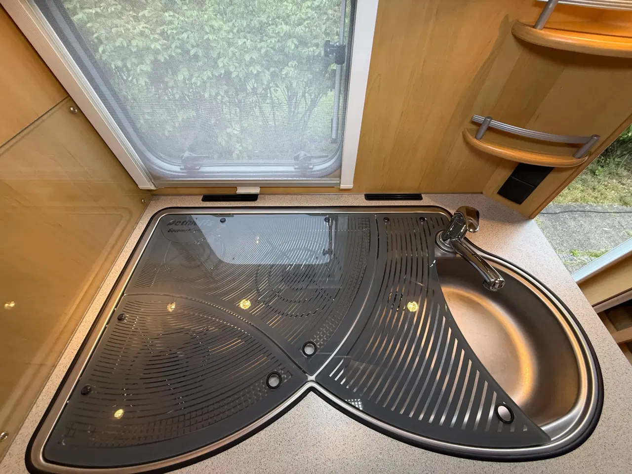 Billede 15 - 2007 Dethleffs Camper 500 / Med Air Con / Marquise