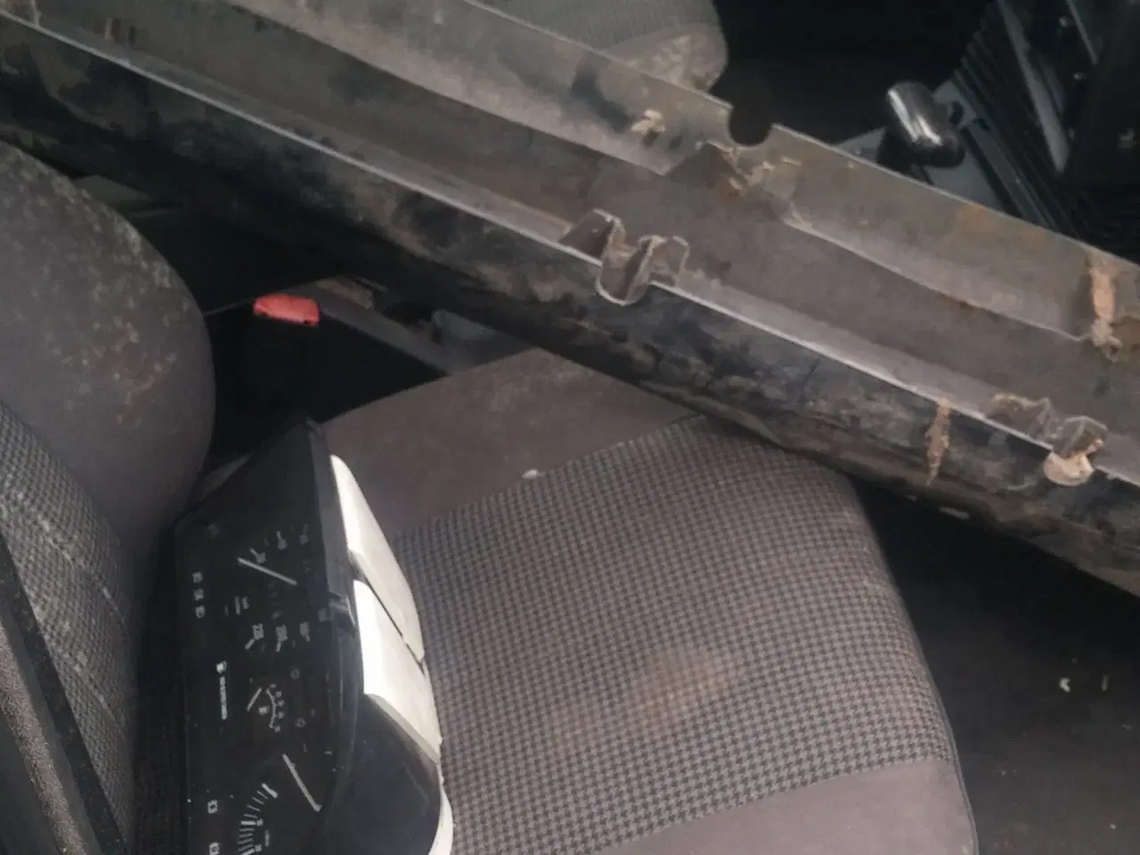 Billede 15 - BMW E28 525e 1987 projekt (uden afgift)