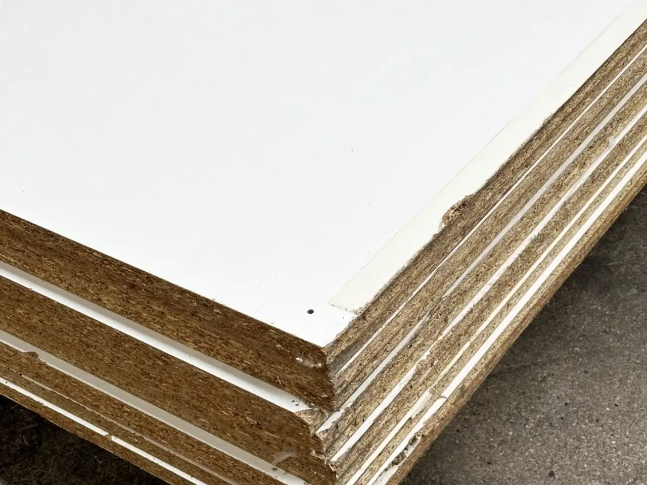 Billede 2 - Hvid melamin spånplade 13 styk