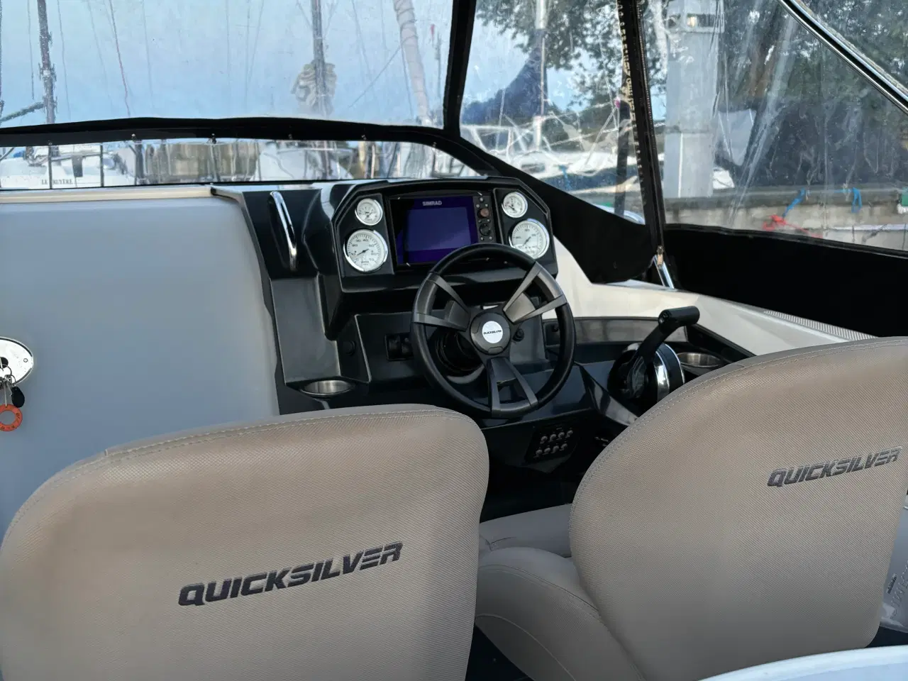 Billede 12 - QuickSilver 555 activ cabin motorbåd