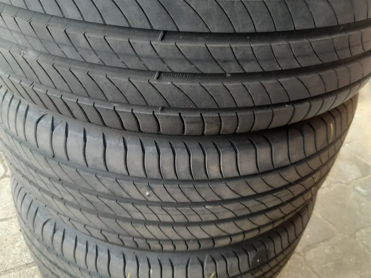 Billede 2 - Michelin 225x55x17