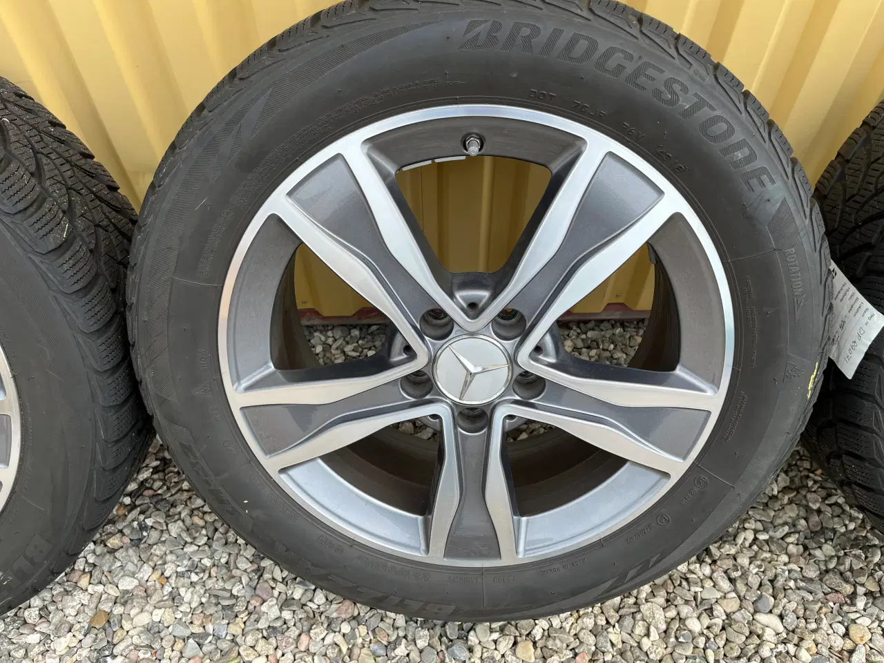 Billede 2 - Originale 17” Mercedes alufælge m/vinterdæk