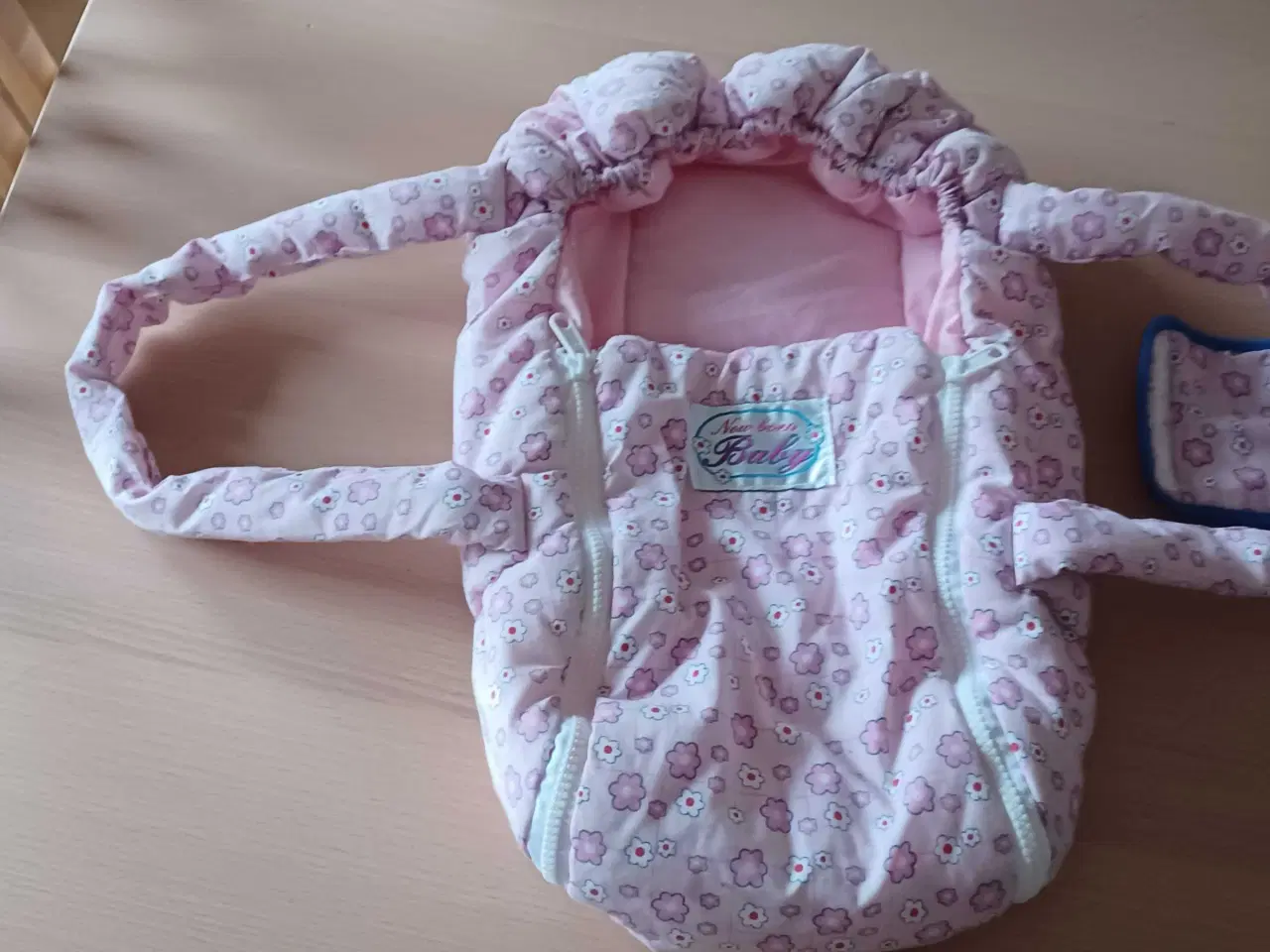 Billede 9 - Pusletaske mm New Born Baby