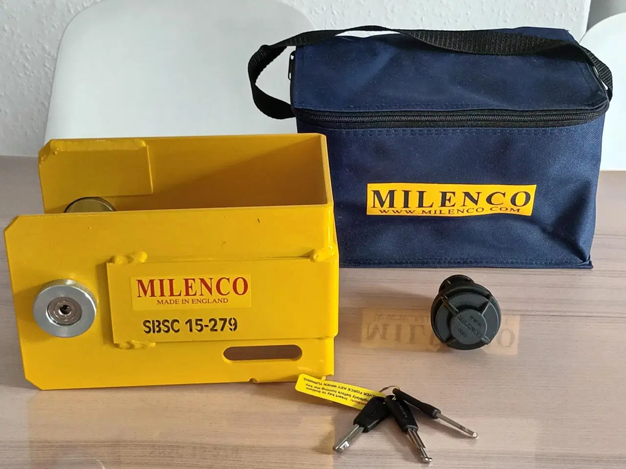 Billede 1 - Milenco koblingslås til Knott-undervogn sælges