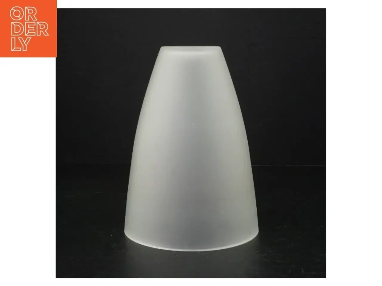 Billede 2 - Mælkehvid glas vase (str. 20 cm)