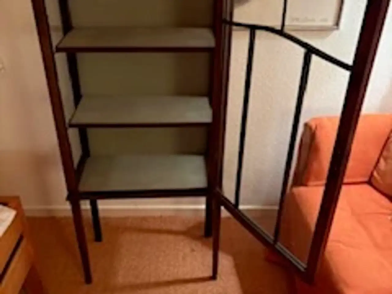 Billede 2 - Vitrineskab i mahogni