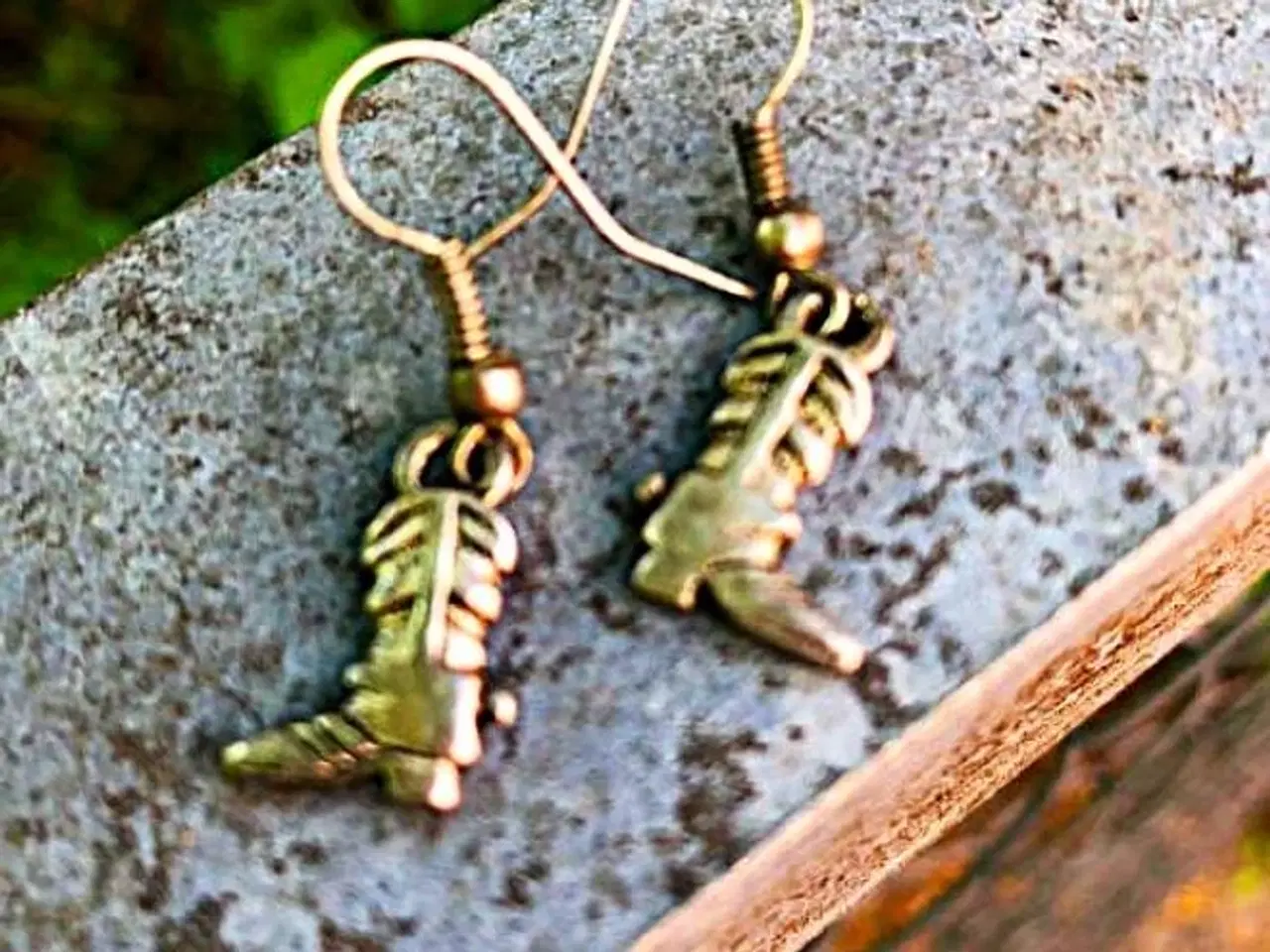 Billede 3 - Øreringe med cowboystøvler i antikguld farve