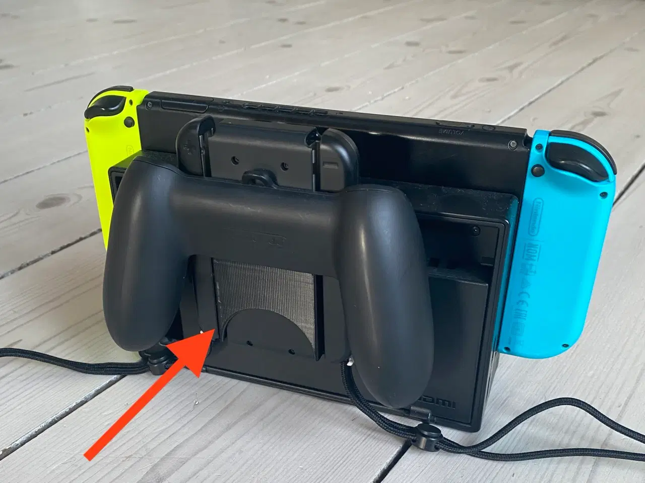 Billede 1 - Nintendo Switch Dock Joy-Con Grip & Strap holder