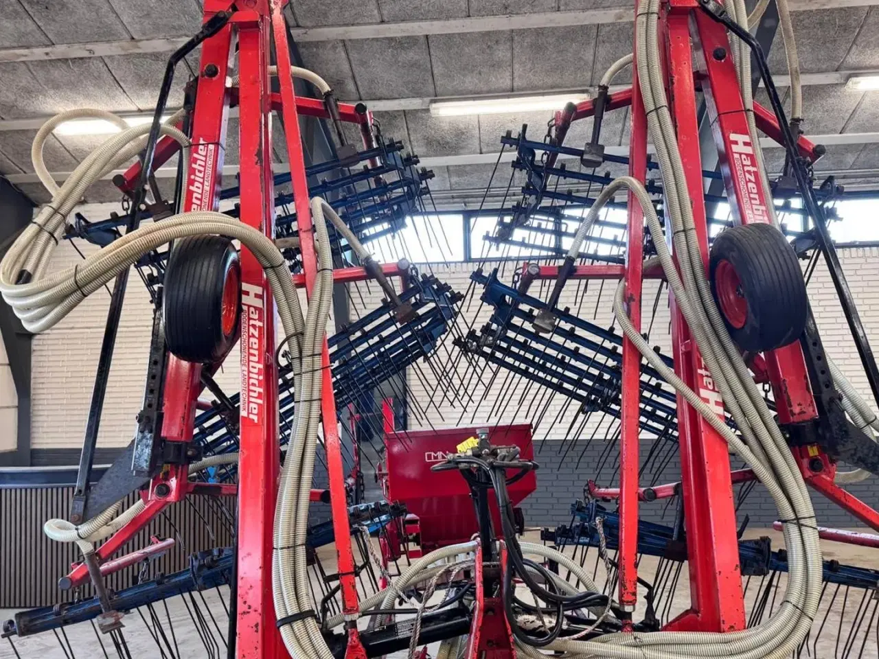 Billede 13 - Hatzenbichler 12 meter med frøudstyr