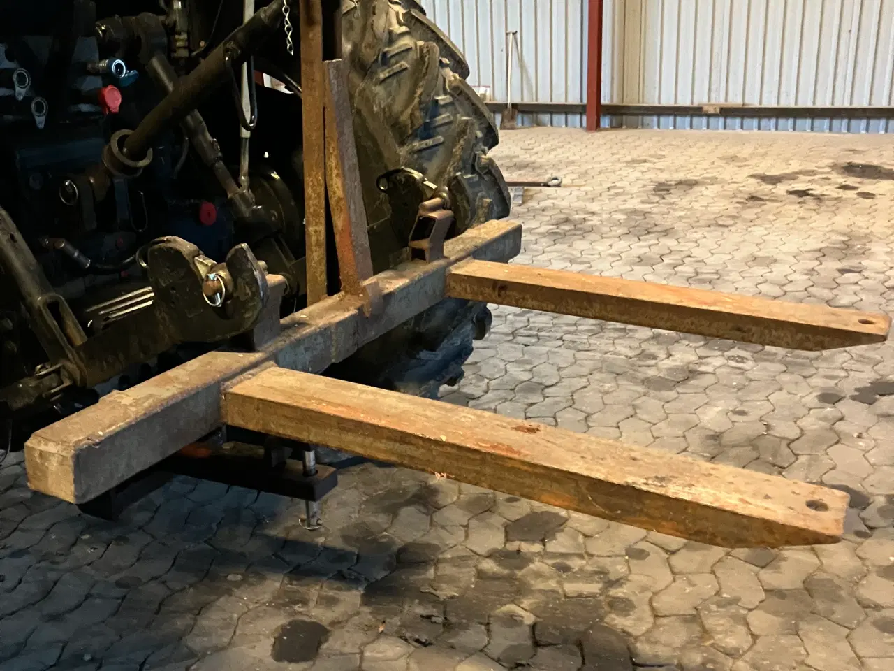 Billede 1 - Solid palleløfter til traktor.