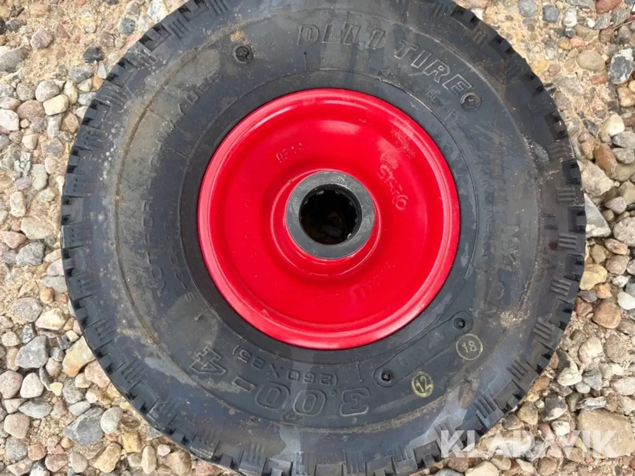 Billede 5 - Dæk Deli Tire 3.00 - 4 styk