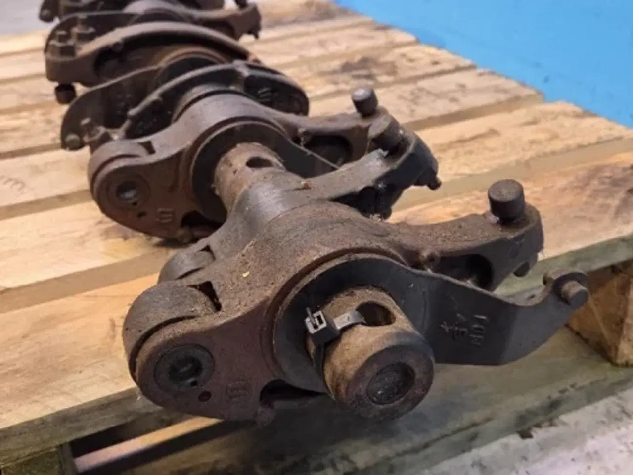 Billede 13 - Iveco Cursor16   Vippeaksel   504303856