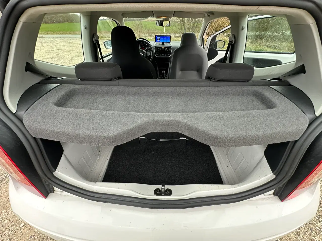 Billede 8 - VW Up! 1.0 – 2012 – Velholdt og billig i drift