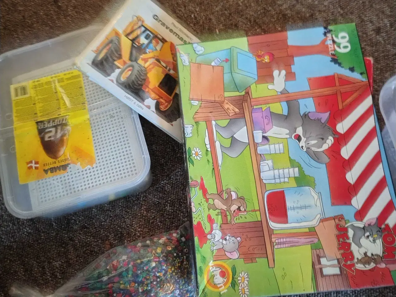 Billede 8 - Blandet legetøj (bøger, brætspil mm)