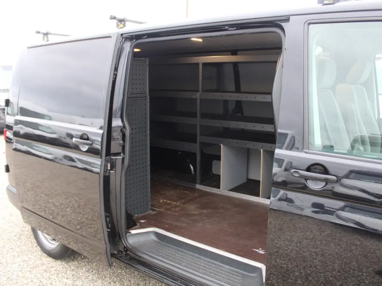 Billede 13 - VW Transporter 2,0 TDi 114 Kassevogn lang BMT
