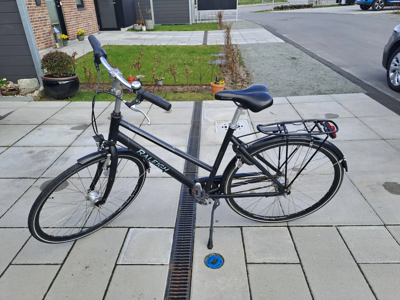 Billede 1 - Som ny Raleigh 52'  28' Hjul Letvægt