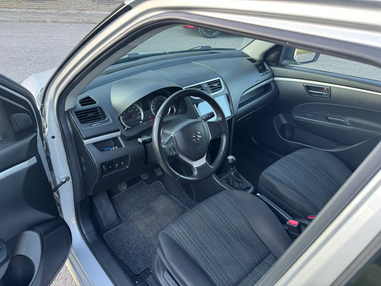 Billede 8 - Suzuki Swift 2015