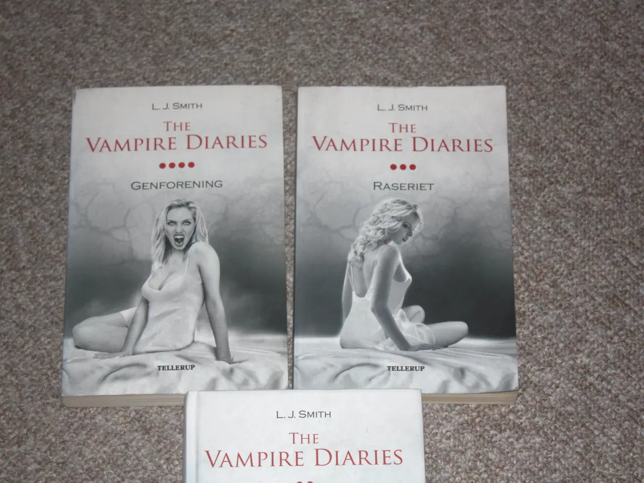 Billede 2 - The Vampire Diaries 2. Kampen L.J. Smith