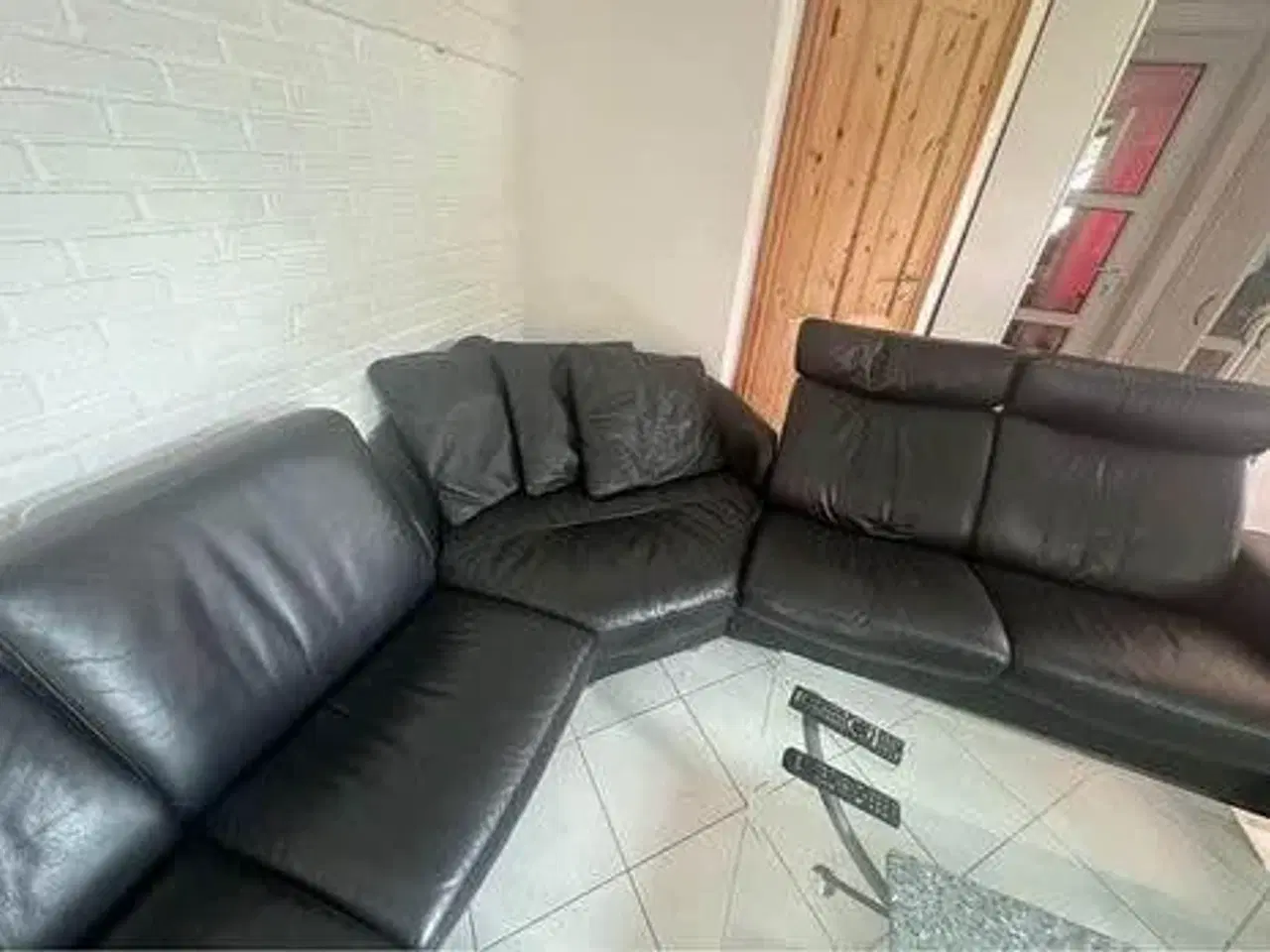 Billede 3 - Stressless hjørnesofa i sort læder