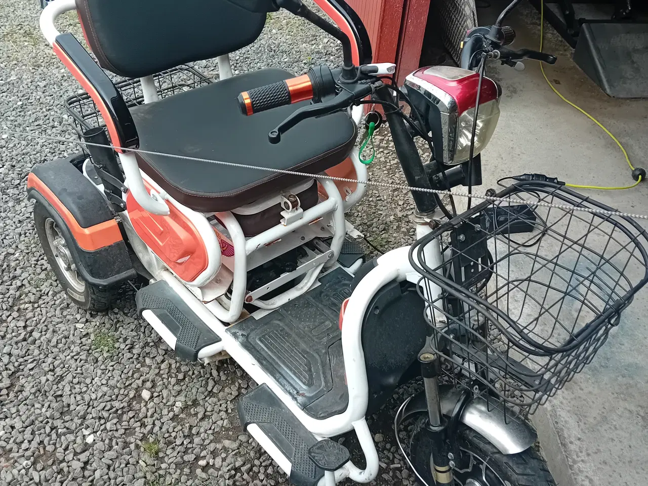 Billede 1 - Fantastisk fin scooter 48V med sprit nye batterier