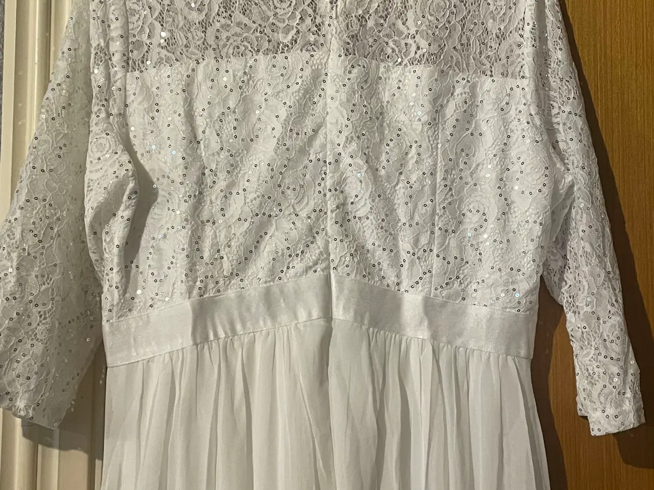 Billede 3 - Ny brudekjole str. XL