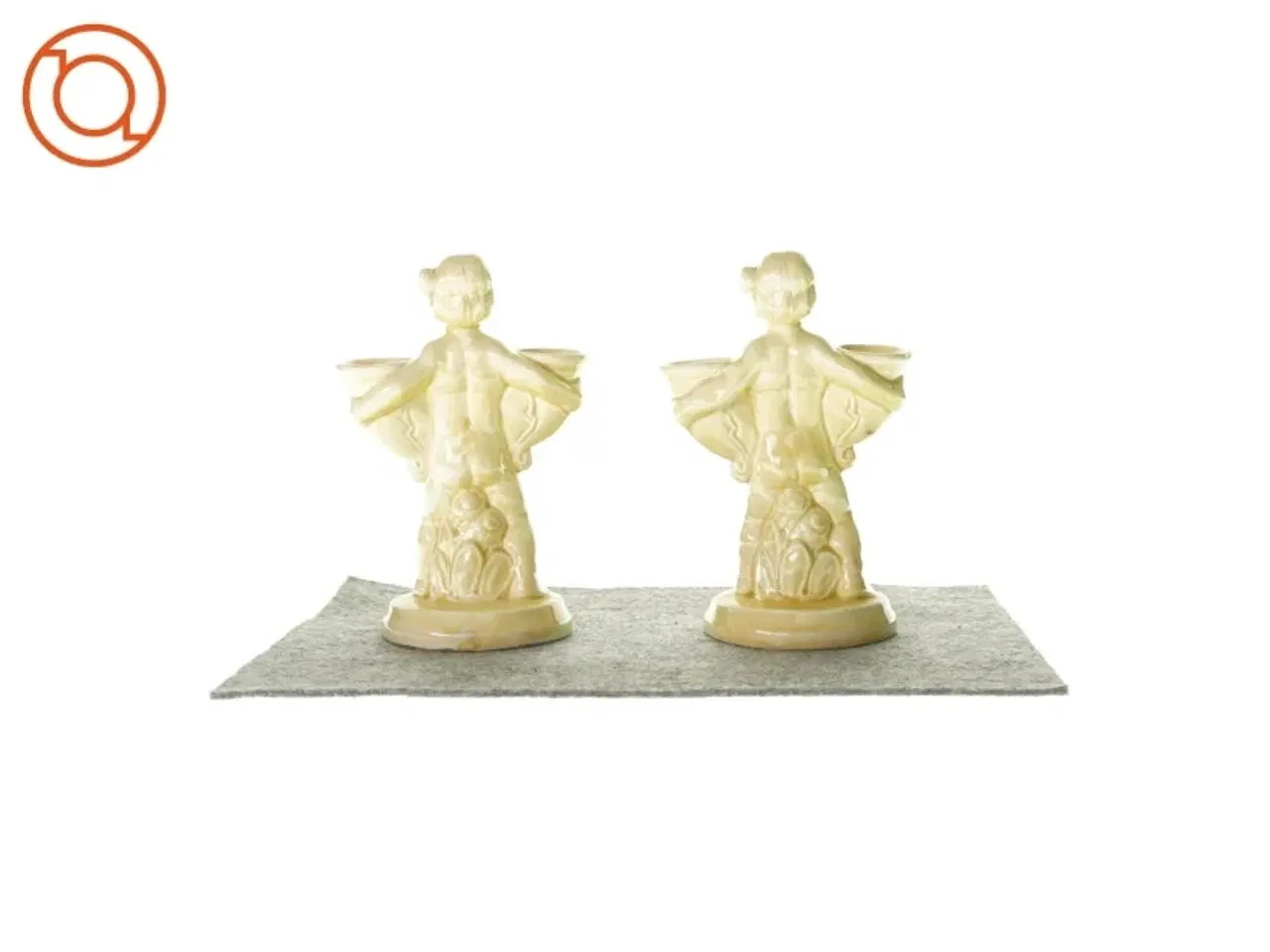 Billede 2 - Lysestage med barn (2 stk)