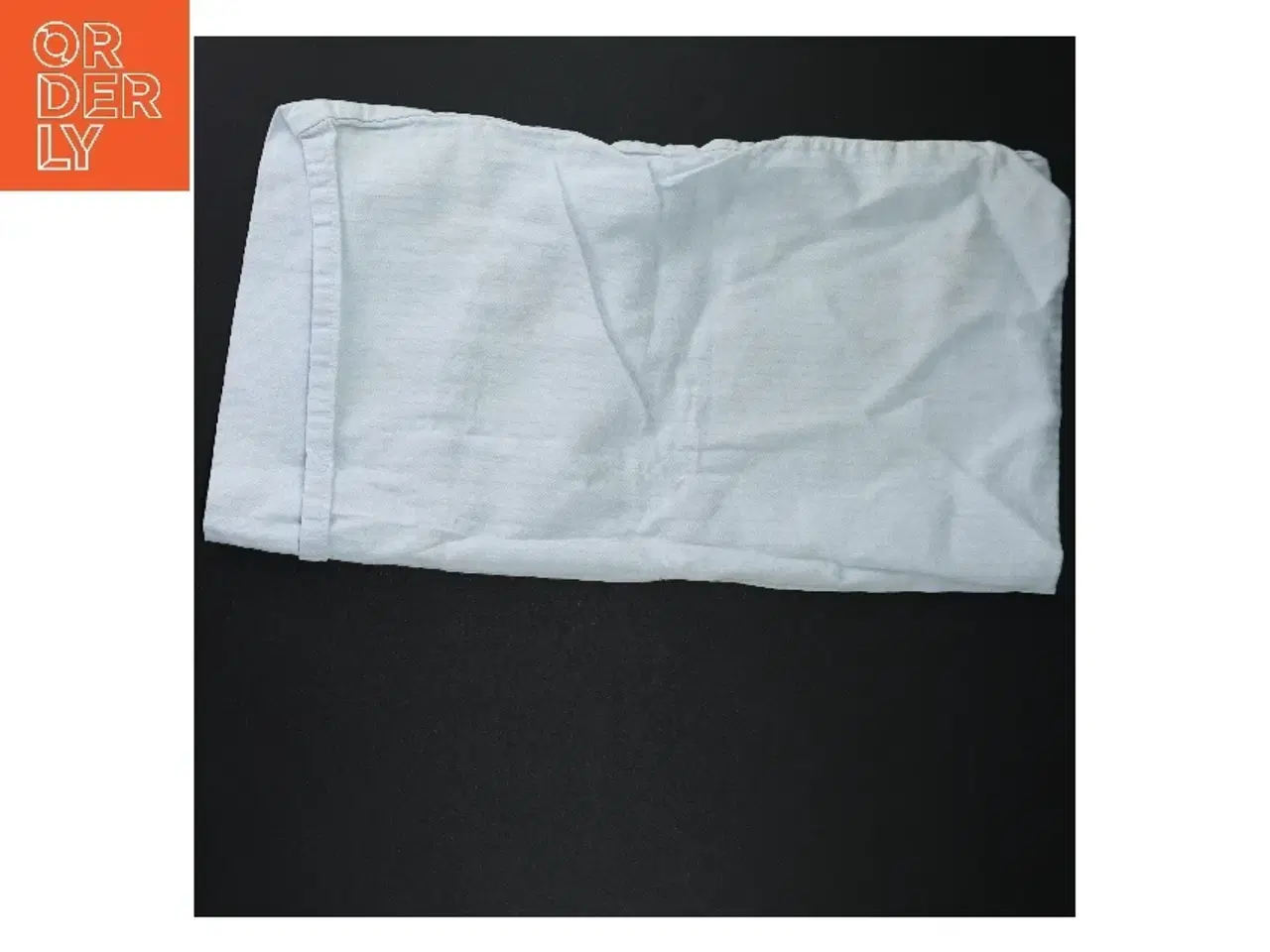 Billede 2 - Hvidt betræk (str. 40 x 37 cm)