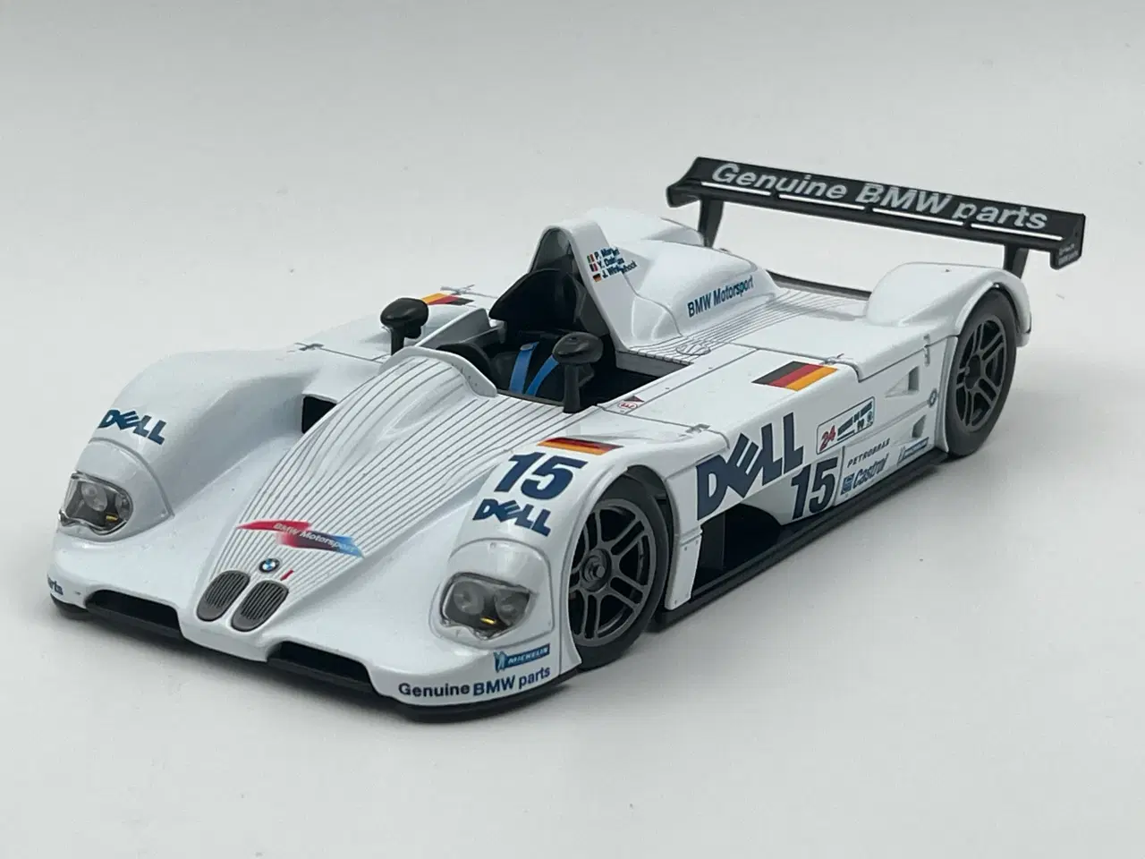 Billede 1 - 1999 BMW V12 LMR #15 - 1:18