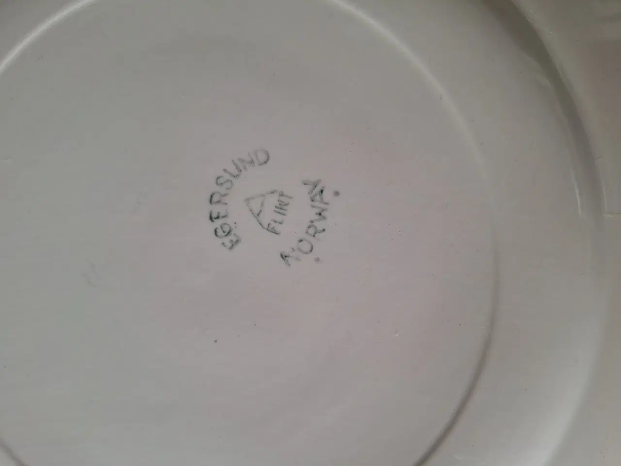 Billede 3 - Tallerkener