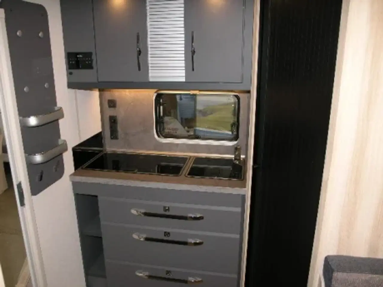 Billede 3 - Hobby De Luxe 460 SFF DK Line