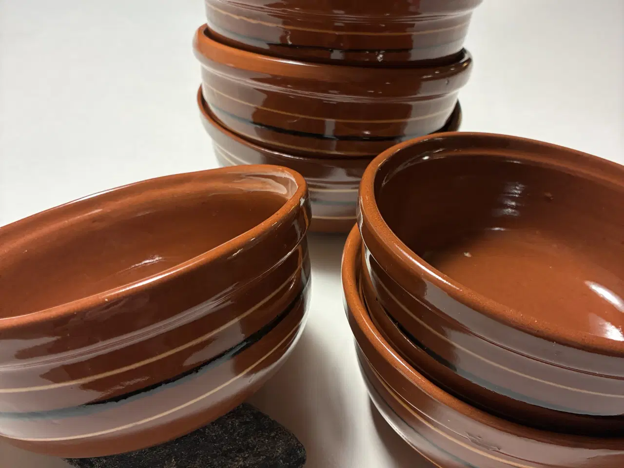 Billede 2 - Bulgarske keramik skåle.