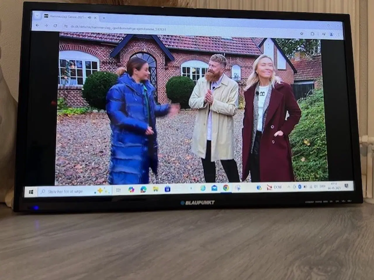Billede 1 - 32" TV incl. beslag