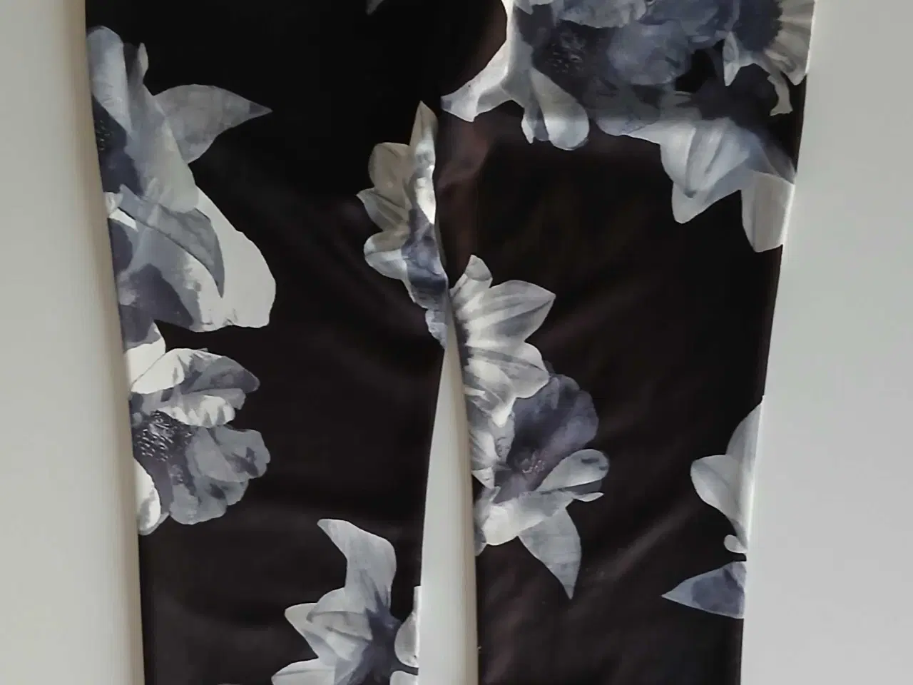 Billede 5 - Leggings. Sofie Schnoor. XS/34