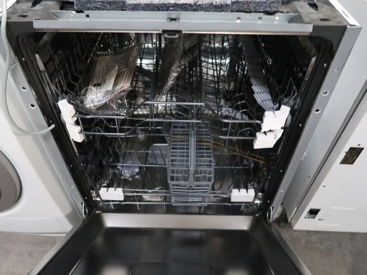 Billede 4 - Opvaskemaskine GRAM OMI 6100-90 T