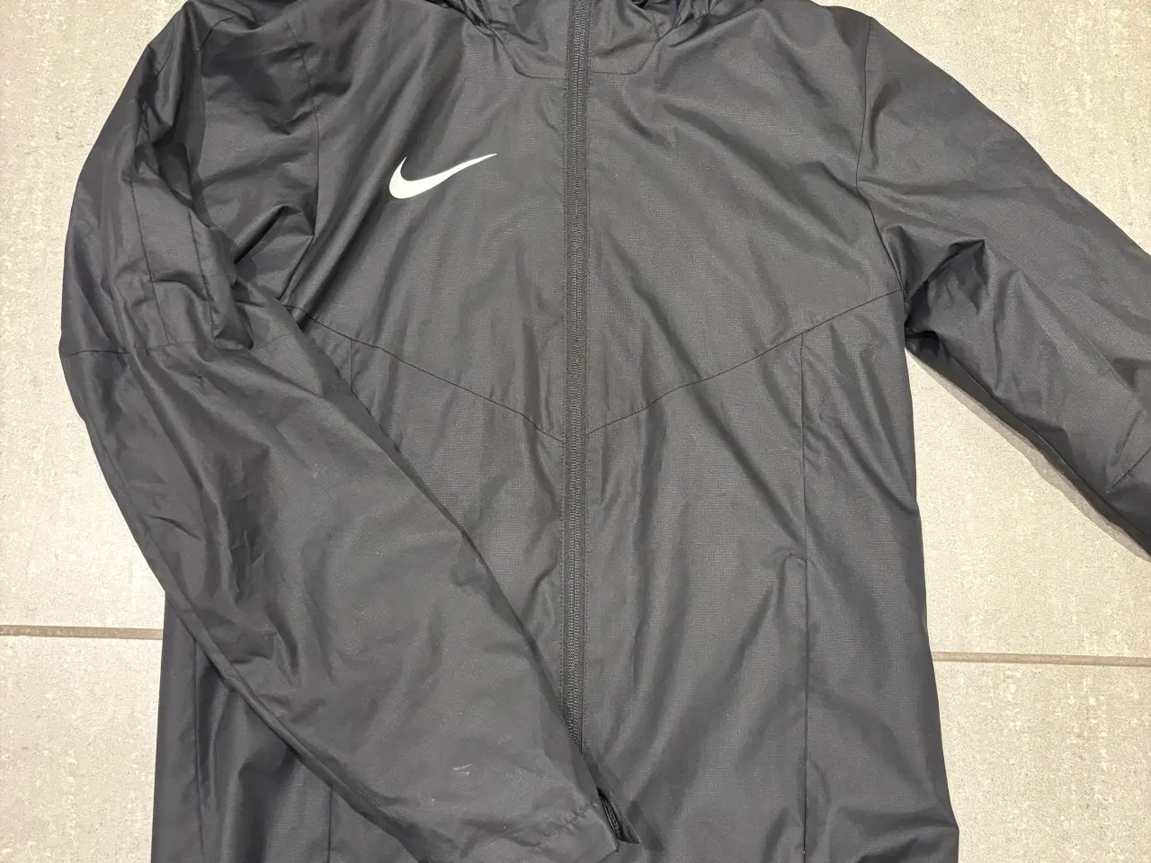 Billede 2 - Nike Overgangsjakke/Regnjakke