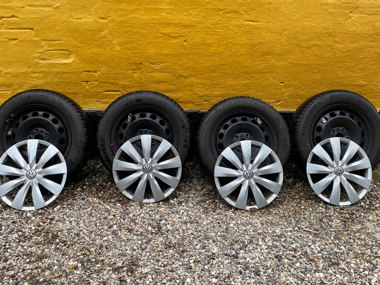 Billede 1 - Goodyear Ultragrip 205 60R16 96H