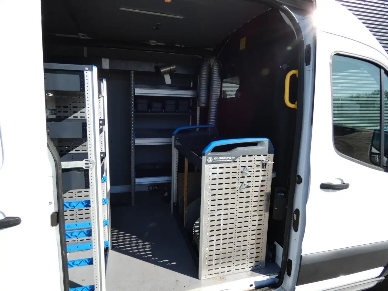 Billede 9 - Ford Transit 350 L2H2 2,0 TDCi Trend VÆRKSTEDBIL 130HK Van Man.