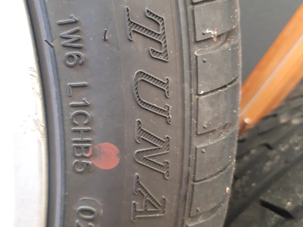 Billede 4 - 4 stk Mercedes alufælge med gode dæk